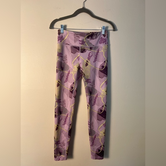 Athleta Kids Purple Patterned Leggings XM/14 Seamless Casual Stretch Activewear - Picture 12 of 16